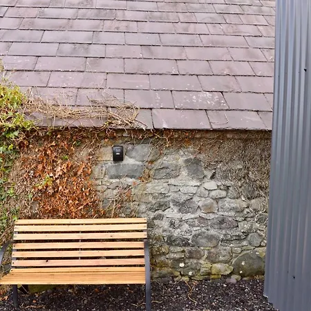 Sheelin Huts Blue, Hot-tub Available From 1st April Until 1st November Hébergement de vacances