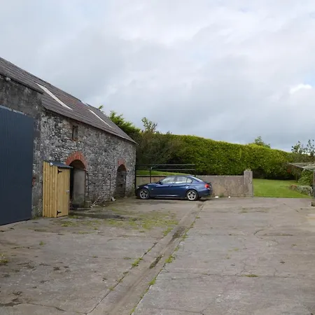 Sheelin Huts Blue, Hot-tub Available From 1st April Until 1st November * Cavan