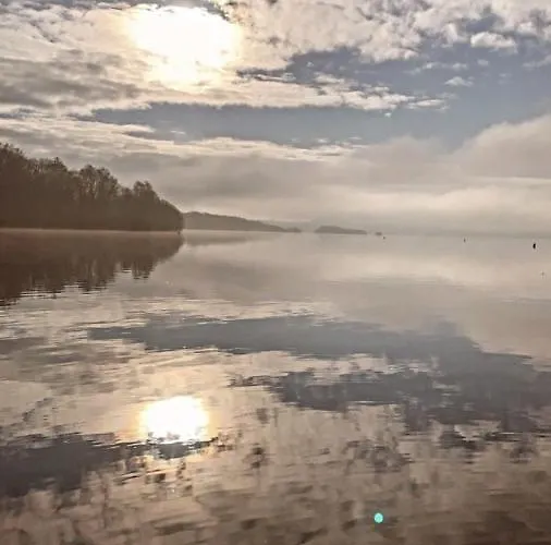 Sheelin Huts Blue, Hot-tub Available From 1st April Until 1st November Dom wakacyjny Cavan